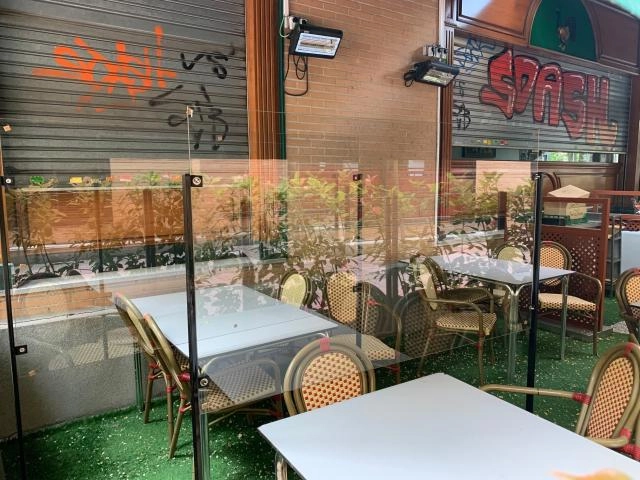 Mamparas para restaurantes y cafeterias