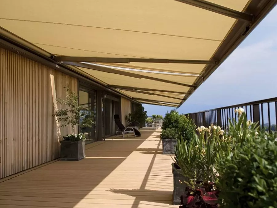 15% TOLDO EXTENSIBLE MONOBLOC MODELO JUMBO