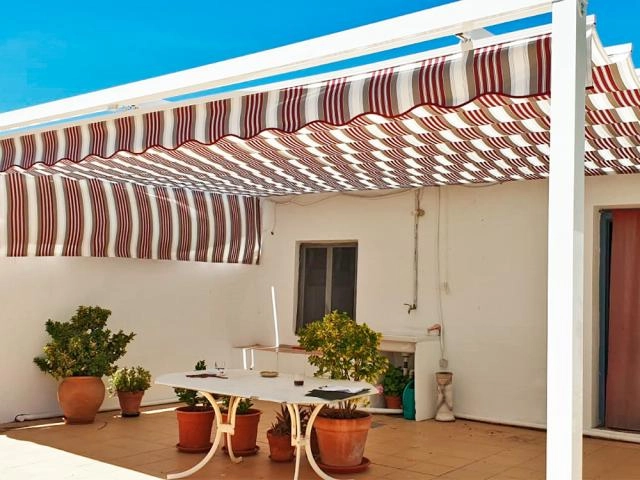 Pérgolas de aluminio y lona