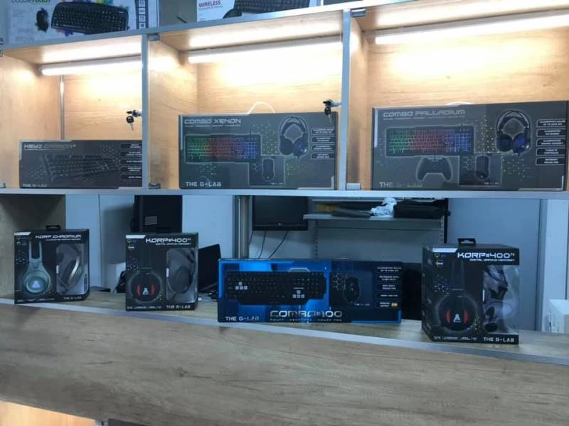 Reparación de ordenadores y teléfonos móviles