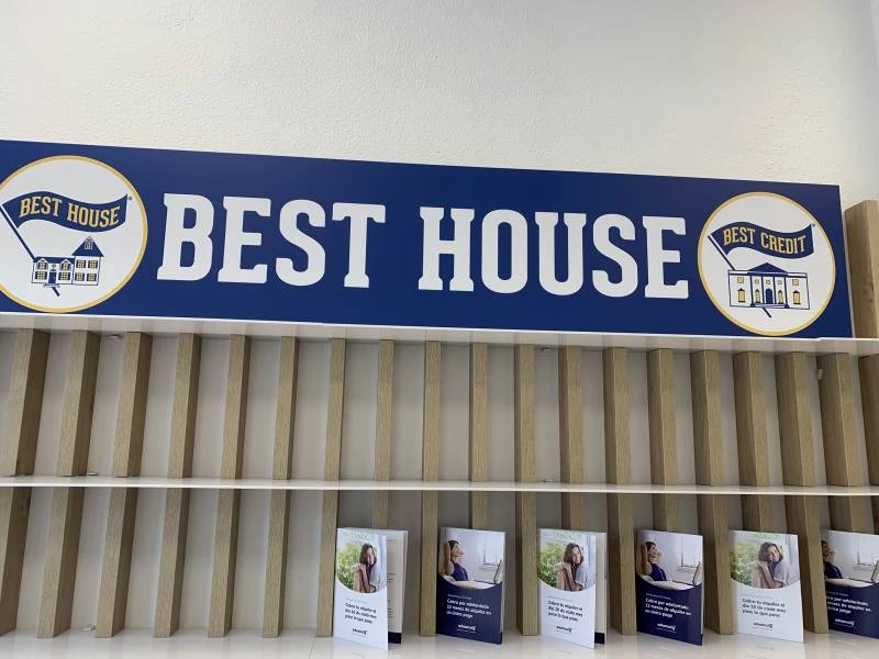 Compra-venta de inmuebles en Best House Inmobiliaria