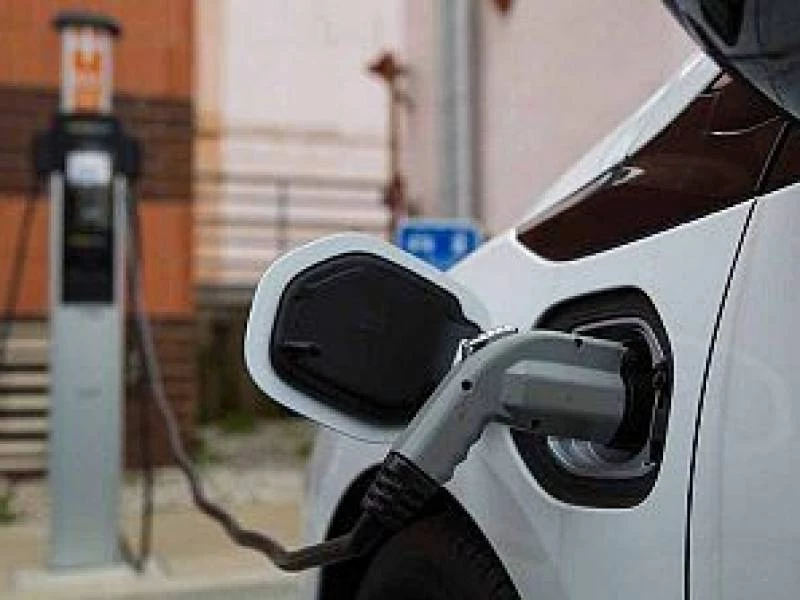 Instalación puntos de recargas coches eléctricos en Boadilla