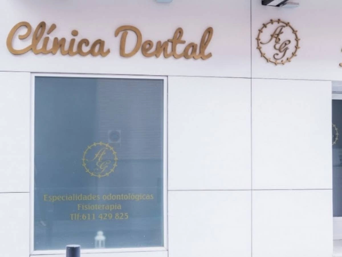 CLÍNICA DENTAL AG