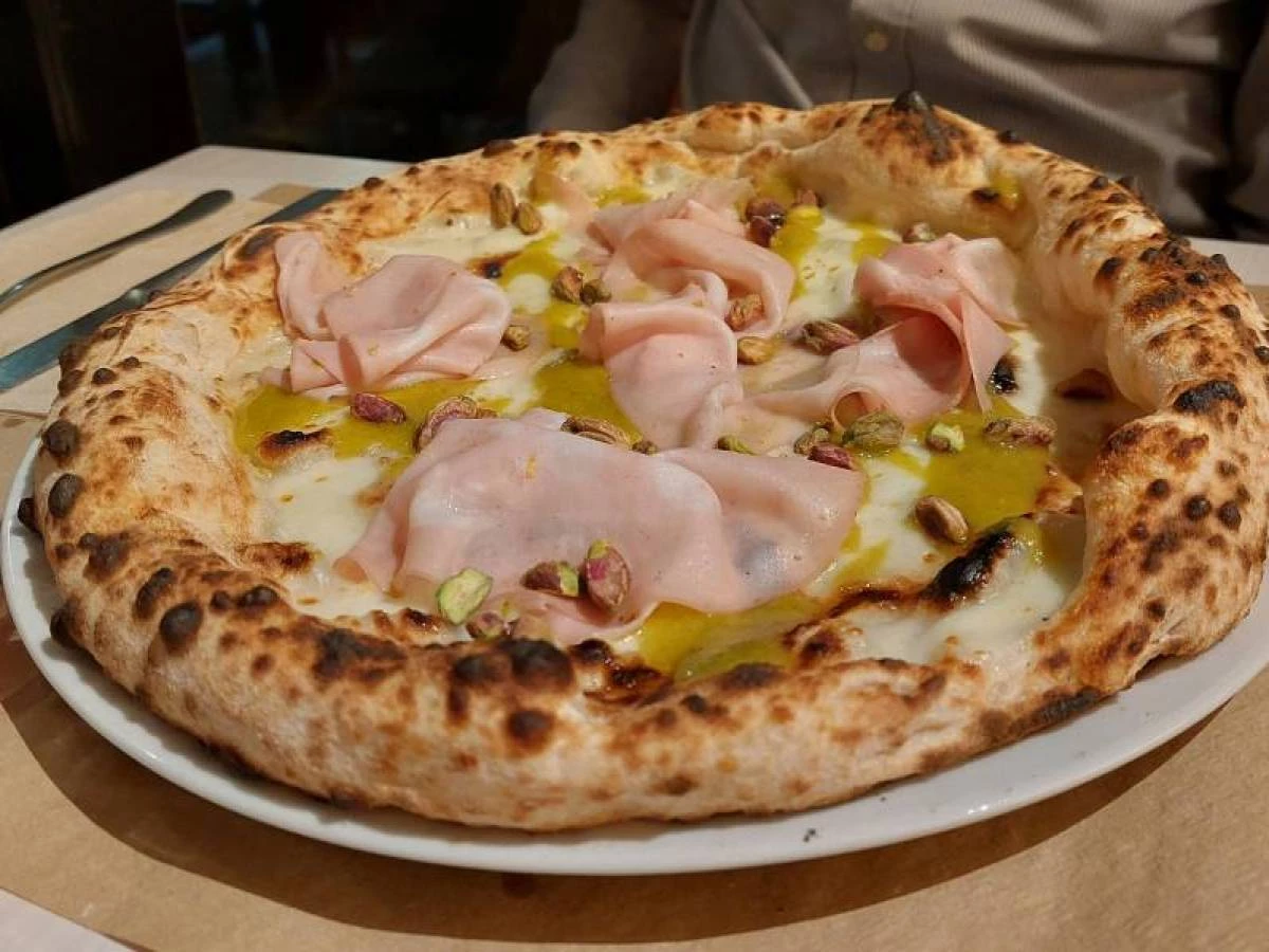 Comida o cena para 2 personas en Dentorno Pizzería