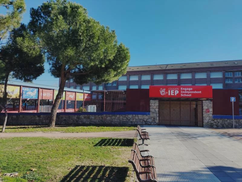  Centro de enseñanza bilingüe privado