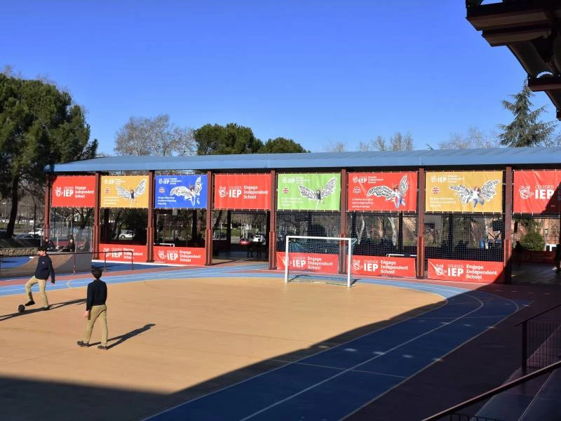  Instalaciones deportivas interiores y exteriores