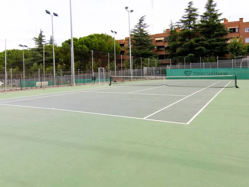 Clases de pádel en CET Majadahonda