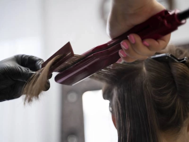Peluquería y maquillaje para bodas y eventos en Majadahonda