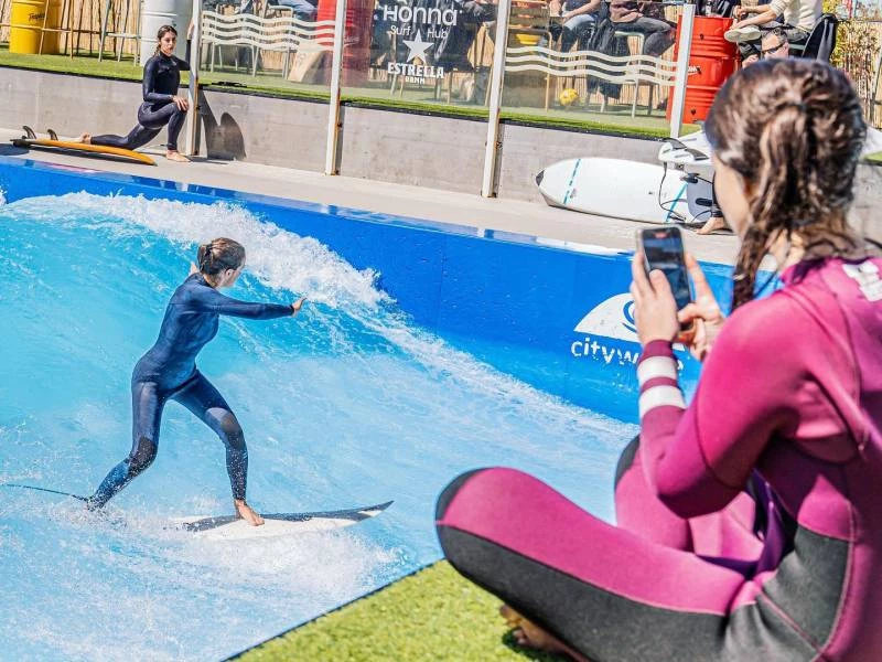 Practicar Surf urbano en Madrid