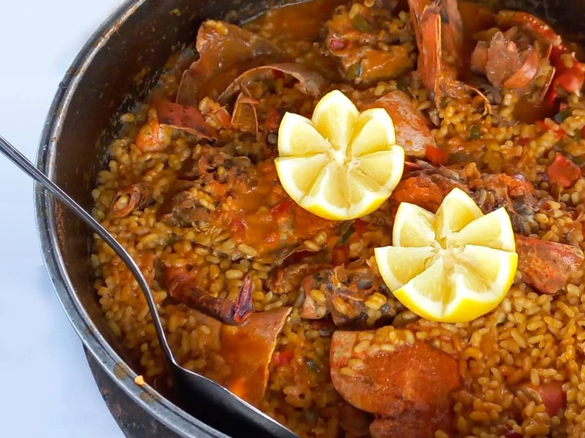 Menú Arroz con Bogavante para 2 personas en La Parada 