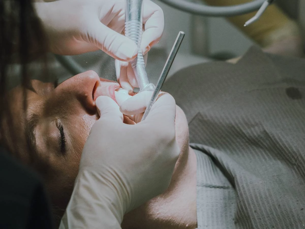 Implantes, endodoncias...