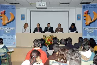 El alcalde inaugura las II Jornadas de Software Libre en el instituto Ventura Rodríguez
