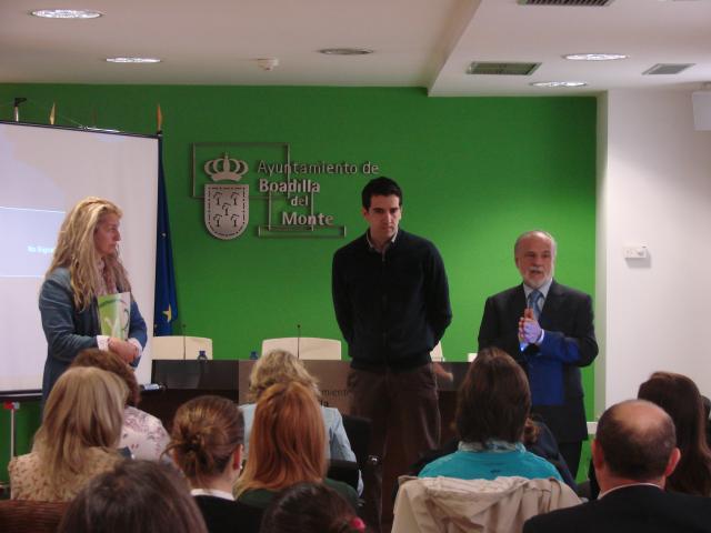 El Ayuntamiento de Boadilla presenta para su aplicación el "Programa Socioescuela"
