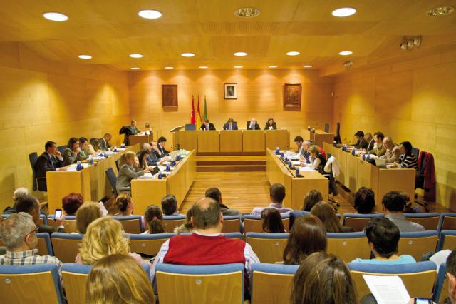 El Alcalde de Boadilla, partidario de reducir el número de concejales en los municipios