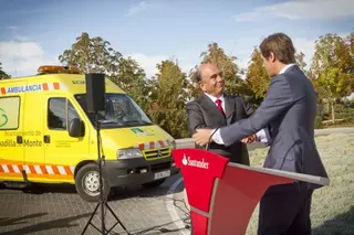 El Santander dona su tercera ambulancia a la Red Municipal de Emergencias de Boadilla
