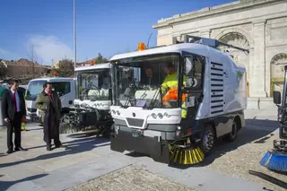 19 vehículos ligeros nuevos limpiarán con mayor eficiencia las calles de Boadilla