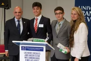 Dos alumnos de Boadilla comparten el premio al Mejor Orador en el I Torneo Intermunicipal de Debate Escolar