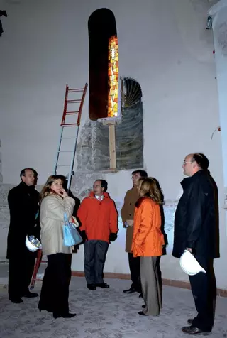 Aparecen restos de frescos y vidrieras durante las obras de restauración de la Iglesia de San Cristóbal