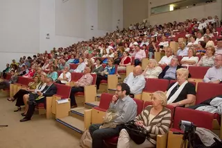 Los mayores de Boadilla celebran su fiesta de fin de curso