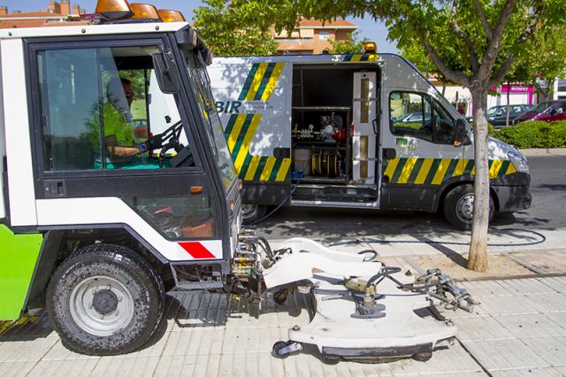 Comienza la operación especial de limpieza de calles y jardines