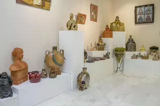 Los alumnos de los talleres municipales de alfarería y cerámica exponen sus trabajos