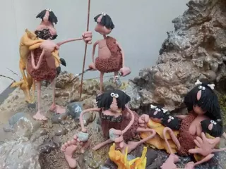 El Auditorio  Municipal de Boadilla acoge la exposición “La plastihistoria de la humanidad”