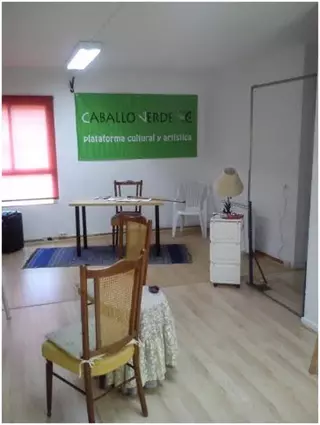 Caballo Verde invita  a una tertulia literaria sobre Vargas Llosa y a la inauguración de su nuevo local