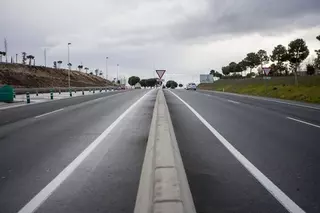 El viceconsejero de Transportes anuncia para este año la construcción de una  pasarela sobre la M-513 para acceder al casco urbano de Boadilla