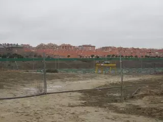 El Grupo Socialista presenta una moción solicitando el arreglo de la franja de zona verde en Manuel de Falla