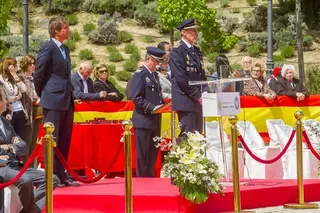 Entrega de medallas y condecoraciones en la celebración del Día de la Policía de Boadilla