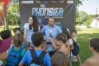 Los niños de Boadilla reciben consejos para usar su móvil de forma segura