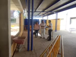 Visita a las obras de actualización y mejora del colegio Teresa Berganza