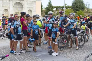 Gran éxito de participación en la “puesta de largo” del nuevo carril bici de Boadilla