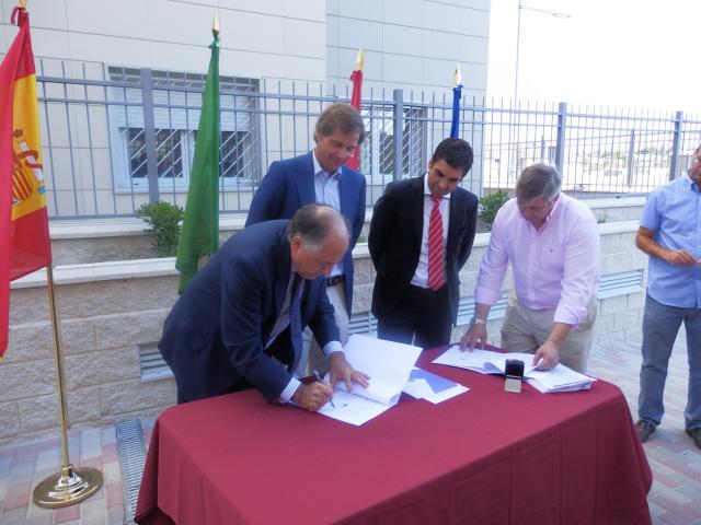 Dimite el gerente de la EMSV de Boadilla por el escándalo de las 'Tarjetas B' de Caja Madrid