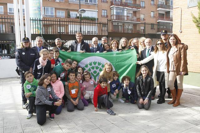 El CEIP Príncipe Felipe consigue la bandera verde de la sostenibilidad por su proyecto medioambiental