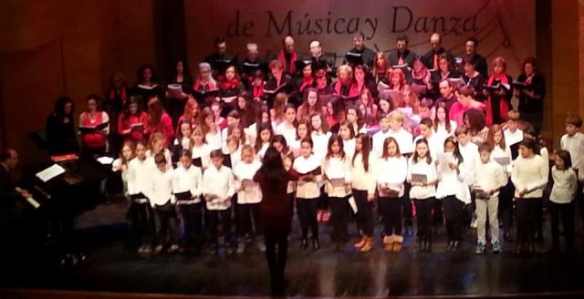 Los Alumnos de la Escuela Municipal de Música y Danza ofrecieron su tradicional Concierto de Villancicos