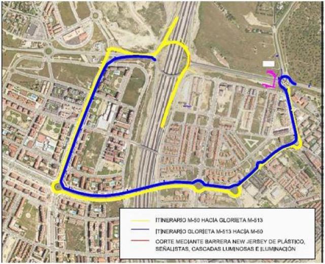 Suspendido el corte de tráfico por el montaje de la pasarela peatonal sobre la M513