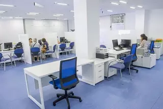 Los vecinos empadronados en Boadilla podrán realizar determinados trámites de Tráfico en el Ayuntamiento