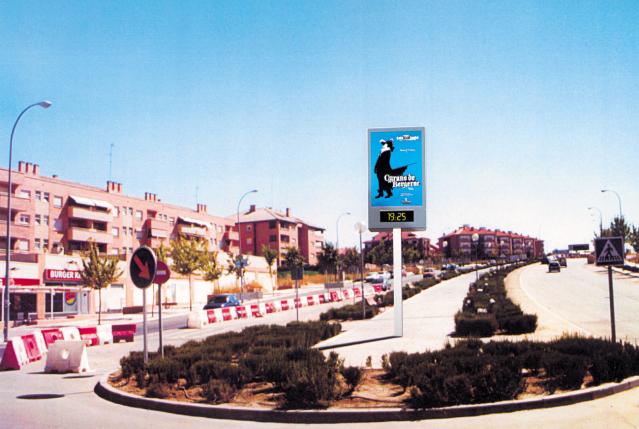 El Ayuntamiento aprueba el pliego de condiciones para la instalación, conservación y explotación de mobiliario urbano de Boadilla