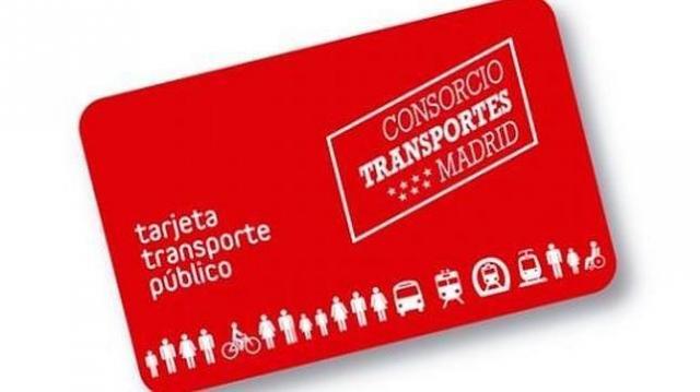 El Ayuntamiento subvenciona el 40% del Abono Transporte de los mayores de Boadilla