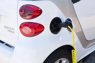 Los vehículos eléctricos podrán aparcar gratis en Boadilla