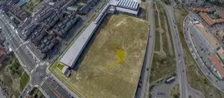PSOE: "Más de 8 meses de retraso en la construcción de la calle perimetral del Polideportivo"