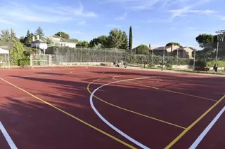 Inauguradas las nuevas pistas polideportivas de la urbanización Valdecabañas