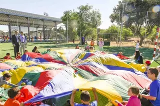Casi 150 niños participan este mes de julio en el campamento urbano Aventura Infantil