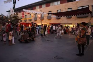 Boadilla viaja en el tiempo con su tradicional Mercado Medieval