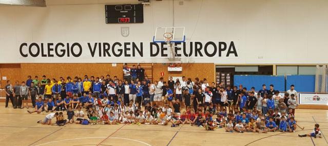 300 jugadores de hockey de toda España participaron en el Torneo del Colegio Virgen de Europa