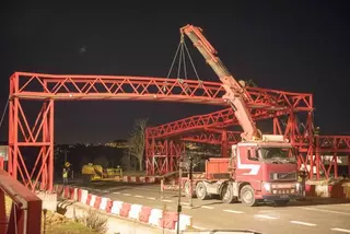 La pasarela peatonal sobre la M-513 se abrirá a los peatones a lo largo del mes febrero