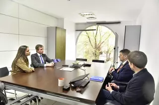 El Alcalde visita la sede nacional de la Asociación Telefónica para Asistencia a Minusválidos ubicada en Boadilla