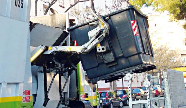PSOE reclama más control de la gestión privatizada de concesiones públicas de Boadilla