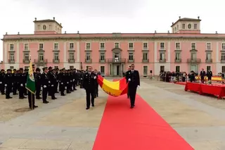 Entrega de medallas y condecoraciones en la celebración del Día de la Policía Local